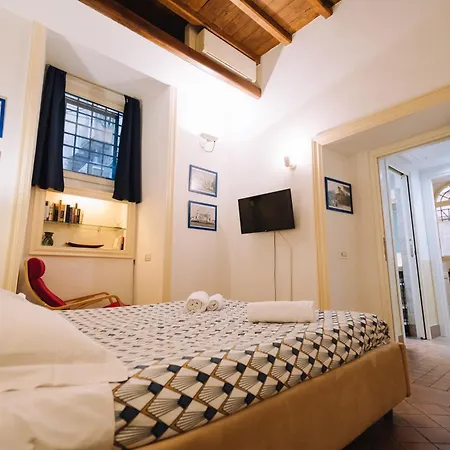 Vincent'S Place Navona Apartman *