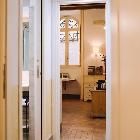 Vincent'S Place Navona Apartman